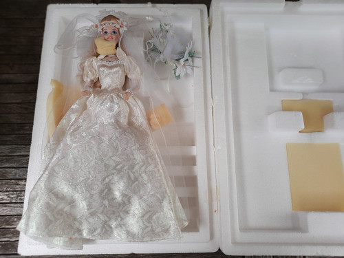 Poupée barbie porcelaine star - barbie,