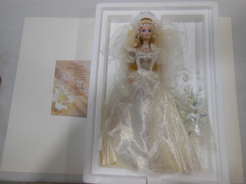 Poupée barbie porcelaine - porcelaine,