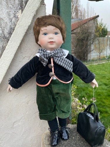 Poupee zasan porcelaine - poupee,